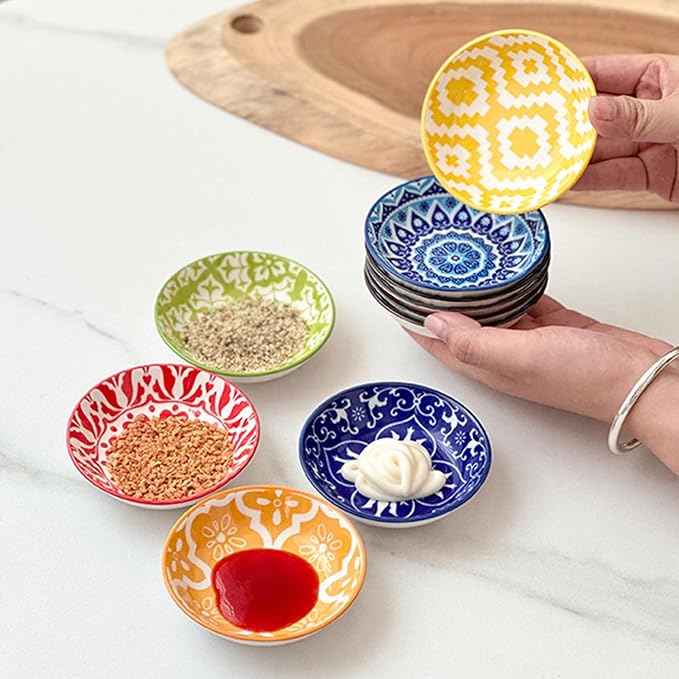 6Pcs Soy Sauce Dish,Ceramic Dipping Bowls Small Dip Bowl Set of 6 Tiny Bowls Sauce Plates for Condiment Sushi Sauce Dishes Soy Sauces Ketchup Snack Side Dishes